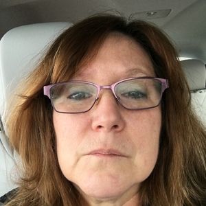 Meet your Posher, Deb